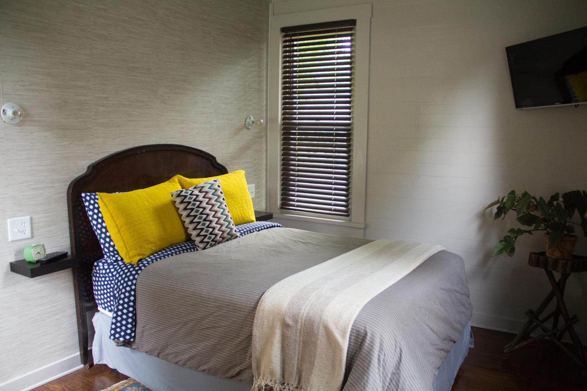 Modern Homestead Guest House Reedsville Chambre photo
