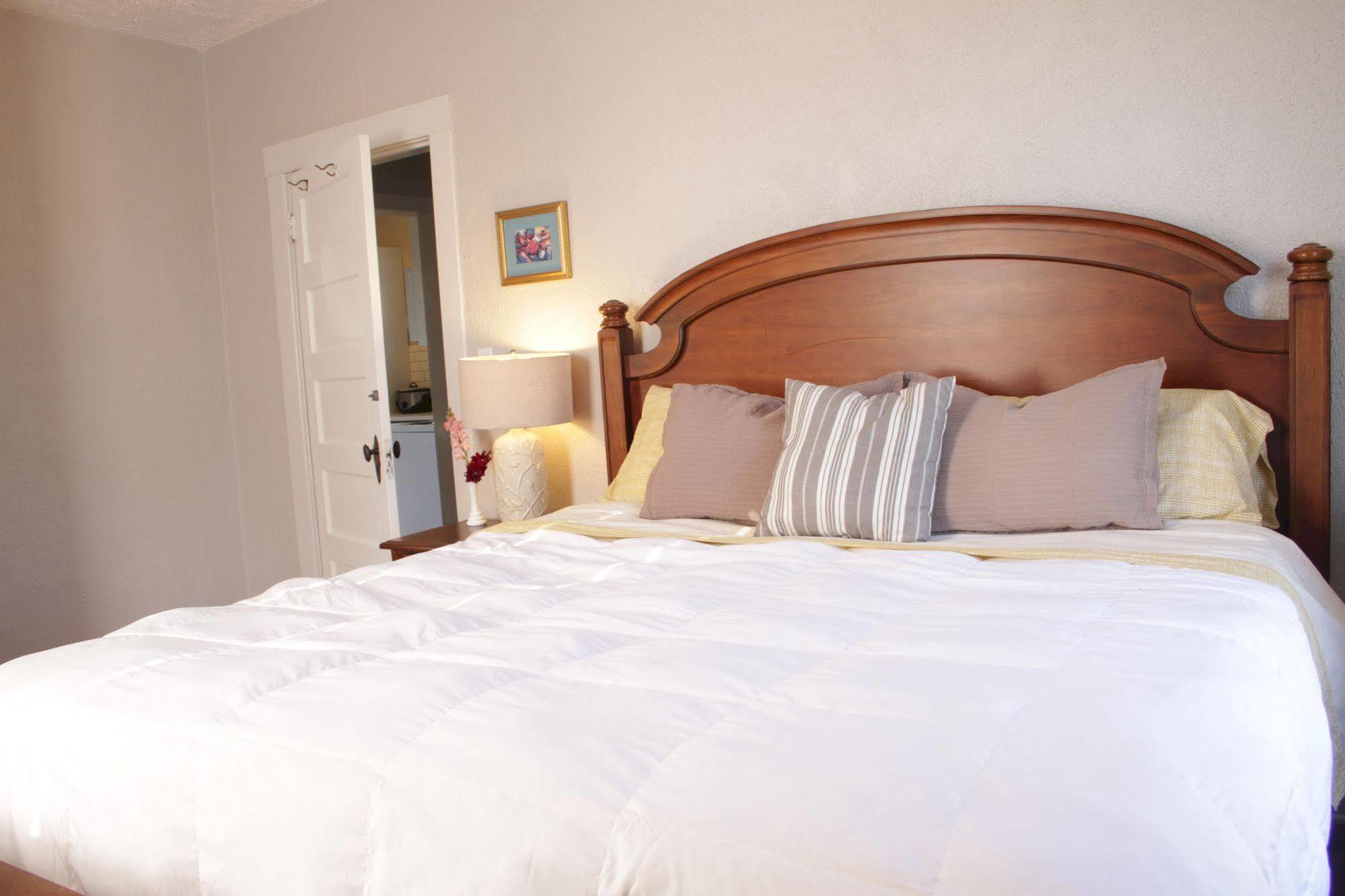 Modern Homestead Guest House Reedsville Extérieur photo